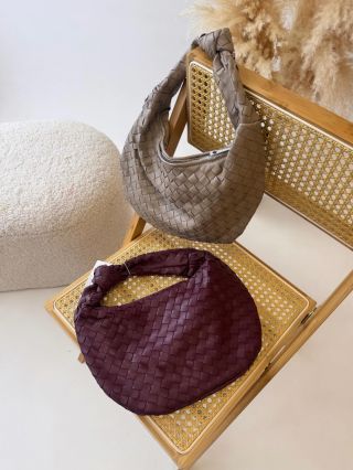 Podzimní barvičky v provedení naší milované kabelky! 😍 Jaká barvička převládá letos ve vašem šatníku? #damskakabelka...