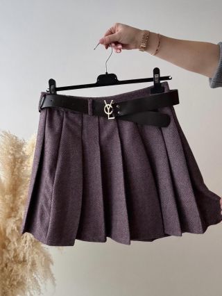 SUKNĚ EMMA - náš bestseller, který je naprosto dokonalý kousek na letošní zimu. Pořiď si tu svou, z našeho e-shopu mizí...